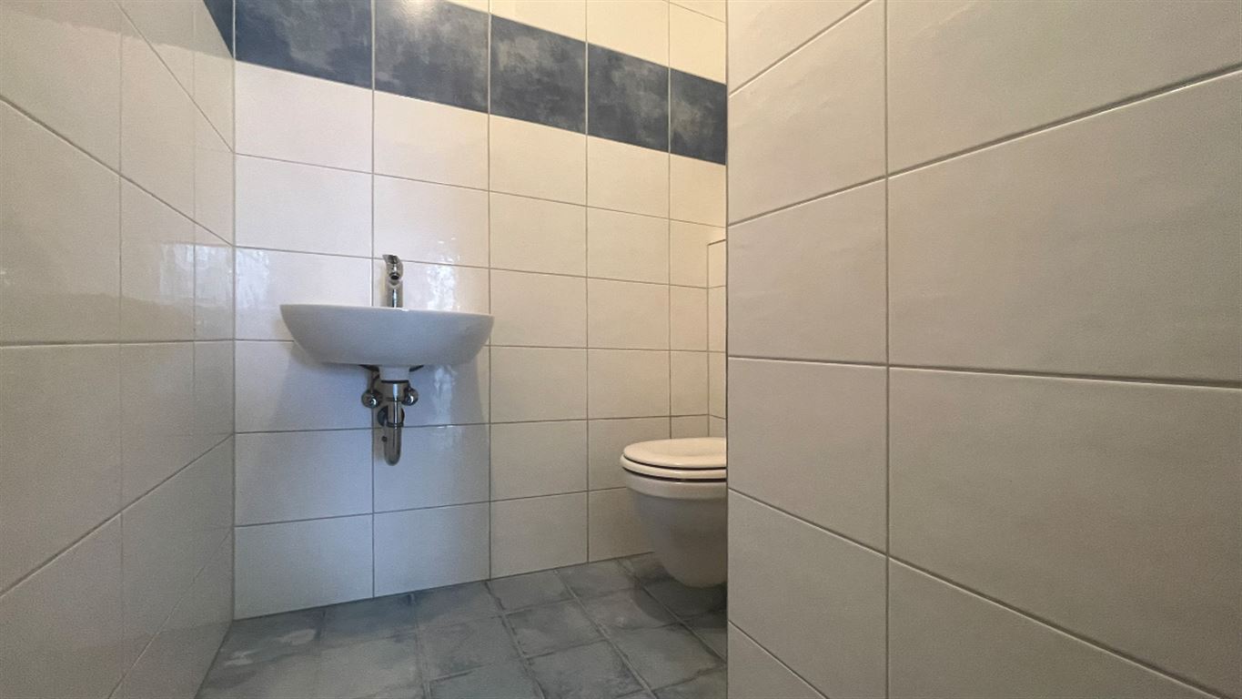 WC 1